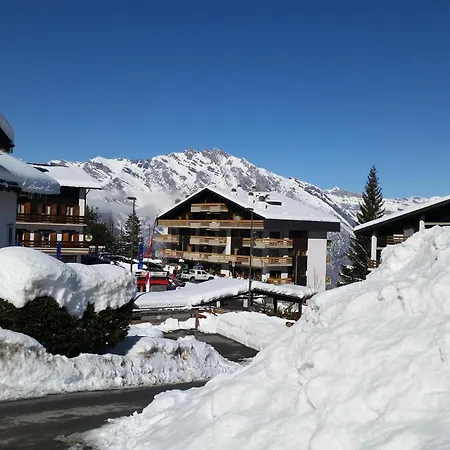 Diana 33 * La Tzoumaz